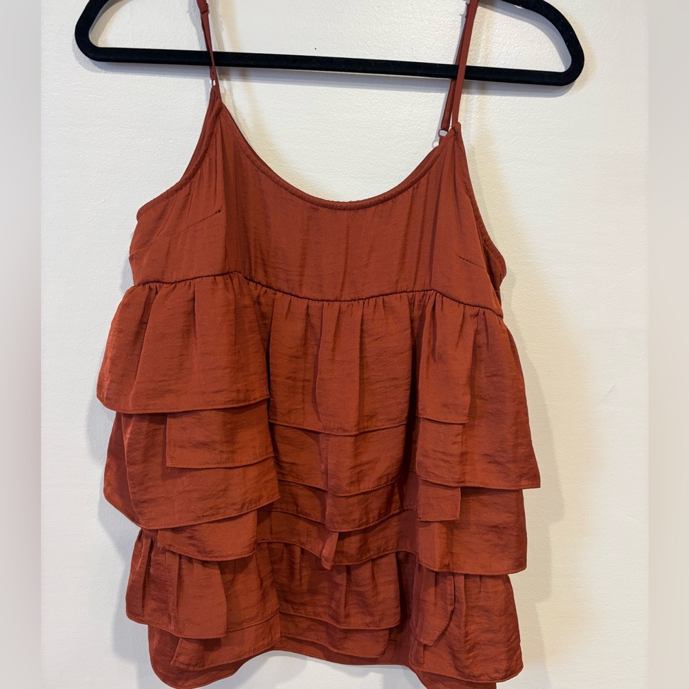 Who What Wear Tiered Ruffle Adjustable Strap Rust Tank Top Women's Medium - Picture 2 of 5